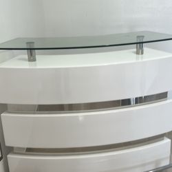 Bar Table