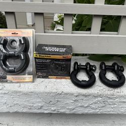 Rugged Ridge 7/8" D-Shackles And Rubber Isolators (x4)