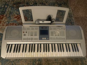 Yamaha PSR-K1 Keyboard Entertainment Station With Mic