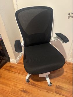 FelixKing Office Chair, Ergonomic Desk Chair Breathable Mesh Chairs Adjustable High Back Lumbar Support Flip-up Armrests, Executive Rolling Swivel Com