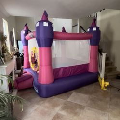 Bounce House 