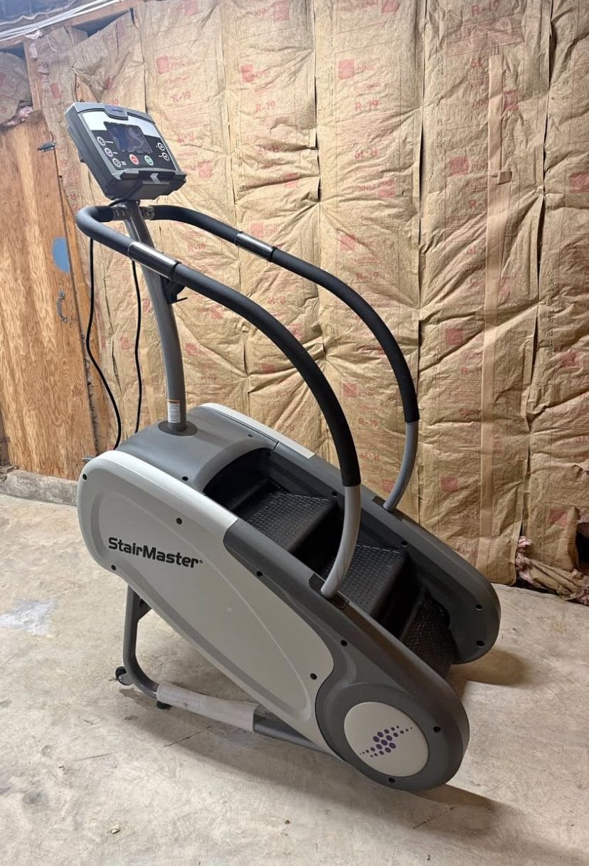 StairMaster-SM3-StepMill