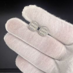 Moissanite 