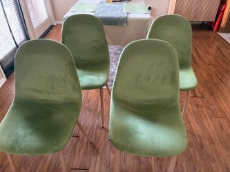 Set of 4 Green Velvet Dining Chairs