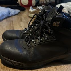HIGH TEC MEN WORK BOOTS.