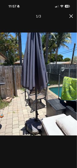 Patio umbrella