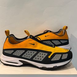 Nike Air Max Sunder Size 13.5 Women's Shoes 