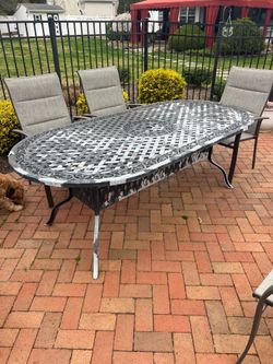 Patio table