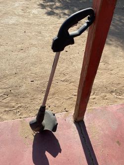 Black decker weed wacker