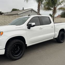 2024 Chevy Silverado LT