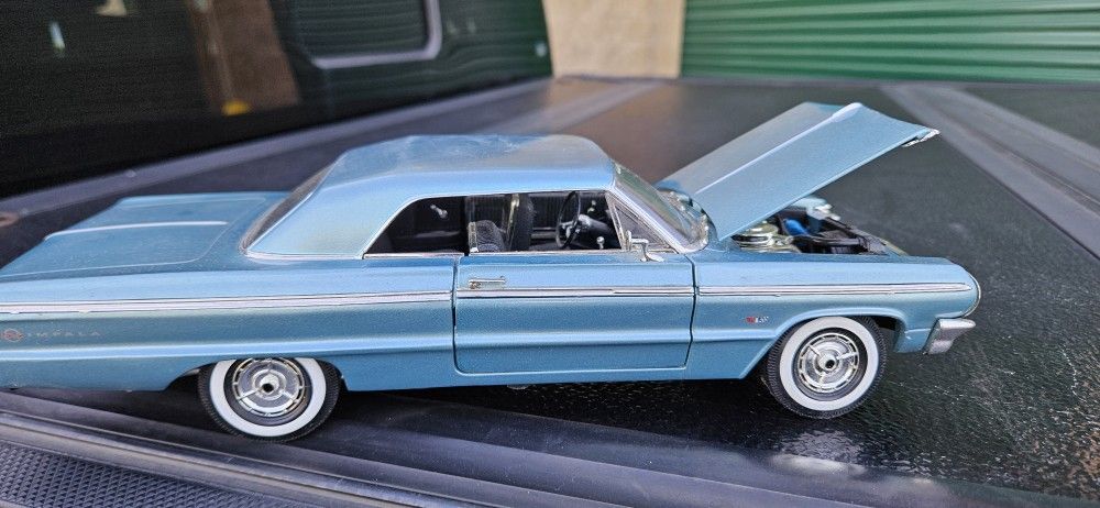 Ertl Die-cast 1964 Chevy Impala 