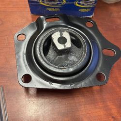 Engine Mount Chrysler