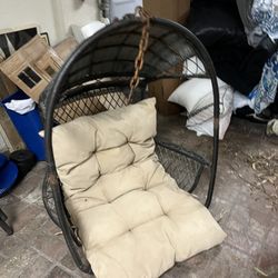 Hanging Egg Chair