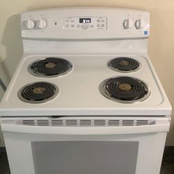 GE Electric Stove
