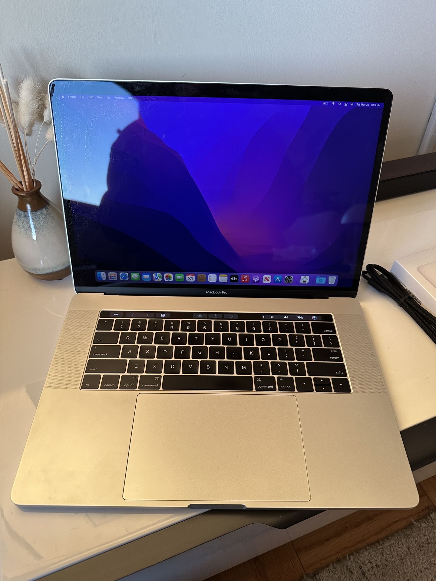 MacBook Pro, 16 inch, i7, 16GB Ram, 500GB Storage 