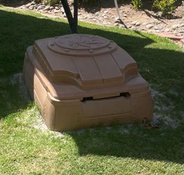 Sandbox, sand, toys. 25451  Boxelder dr 92563