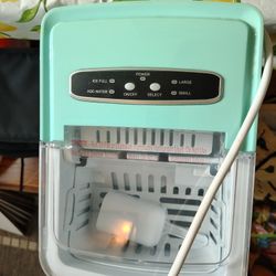 Counter Top Ice Maker