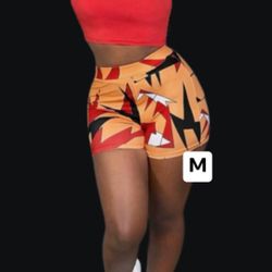 New Women’s 2 Piece Set Size Medium 