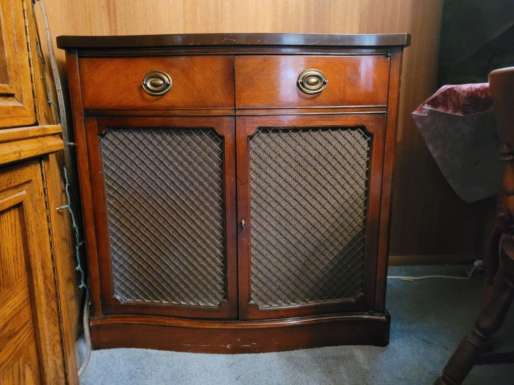 Motorola Record Player Console SK18M for Sale in Mukilteo, WA - OfferUp
