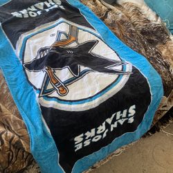 San Jose Sharks Hockey Team Shirts XL