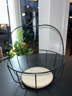 Pumpkin Wire Basket