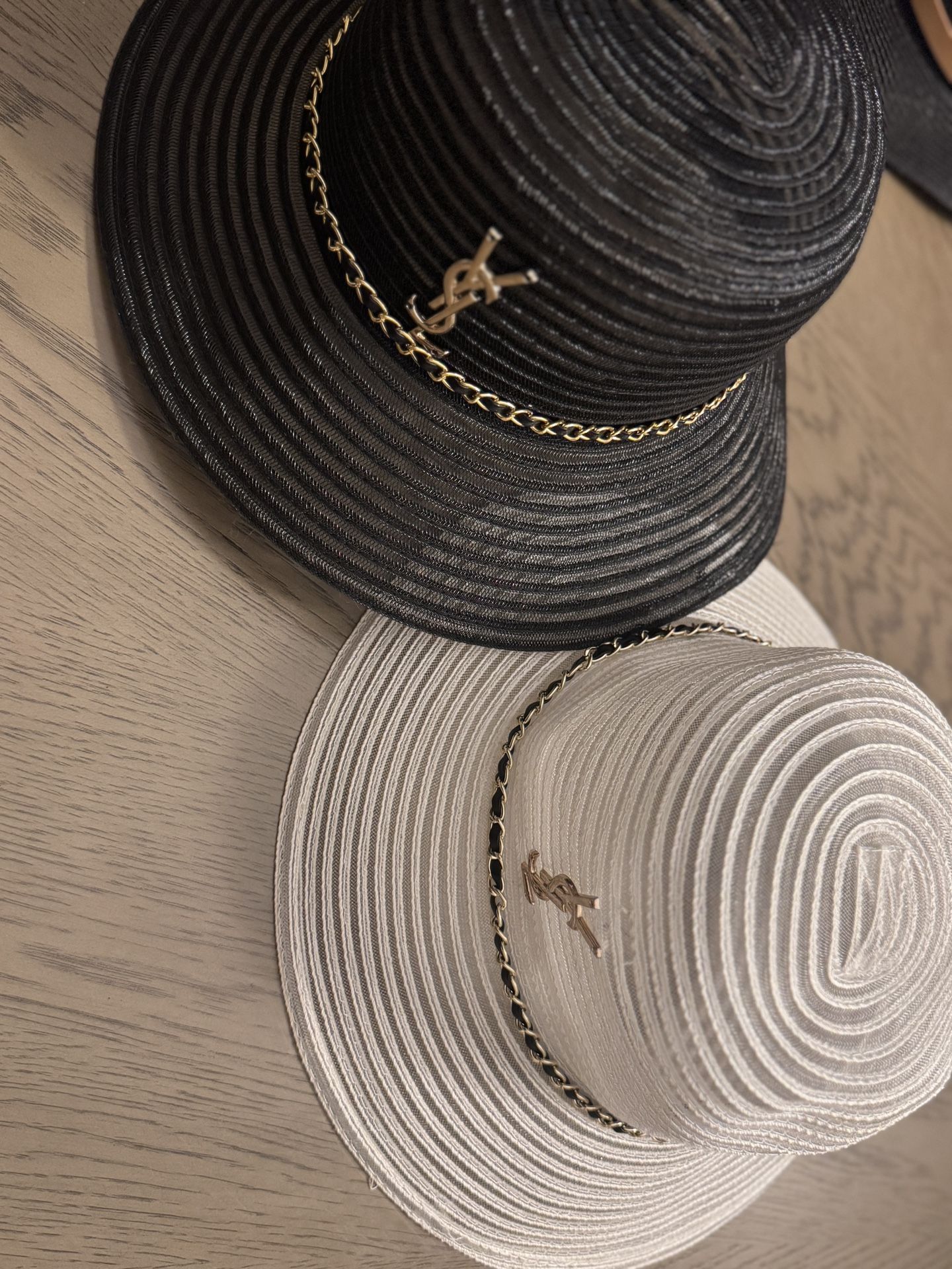 2 Beach Hats