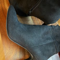 Black Boots