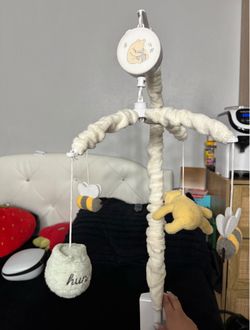Winnie the Pooh Crib mobile