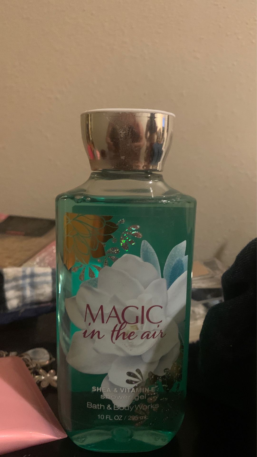 Bath and Body shower Gel Magic in the Air for Sale in Waipahu, HI - OfferUp
