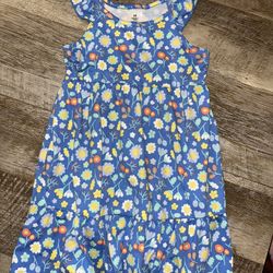 Girls size 4/5 summer dress 