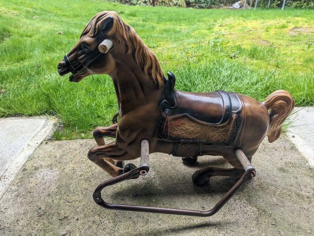 Vintage Wonder Horse