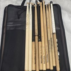 DRUM STICKS 10 + BAG. BAKETAS 10 MAS LA BOLSA. 