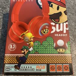 SUPER MARIO Kid Safe Headphones , Wireless, New In Box !
