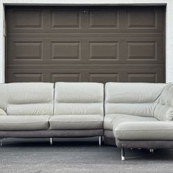 🛋️ Couch/Sofa Sectional - Gray - Leather - Delivery Available 🚛