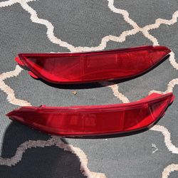 Hyundai Rear Bumper Reflectors Pair 