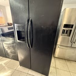 Ge Side By Side Refrigerator 