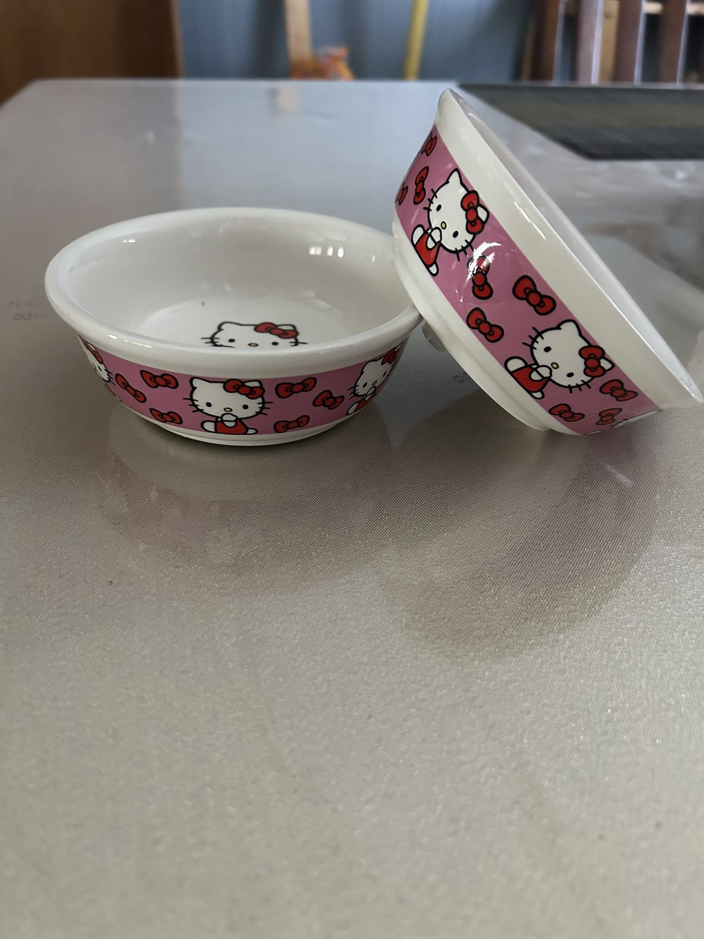 Hello Kitty Pet Bowls 