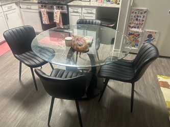 Dinning Table and Chairs