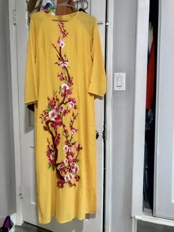 Yellow ao dai