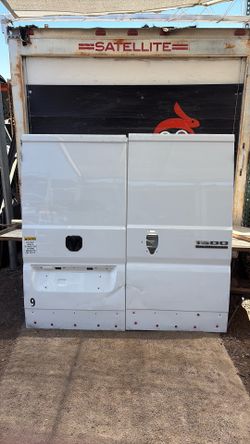 2014 Ram Promaster Tailgate Pair Passenger Driver OEM 2025