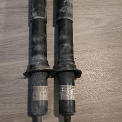 2024 Toyota 4runner  OEM Shocks & Rear Coils
