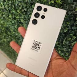 Samsung Galaxy S22 Ultra , Factory Unlocked, Excellent Condition Like New