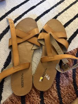Merona Tan Strappy Flat Sandals - Women's 7