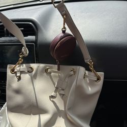 Marc Jacob’s Bucket Bag 