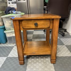  Night Stand/ End Table