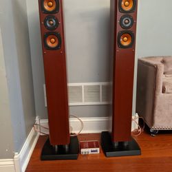 JVC Standing Speakers and Amplifier