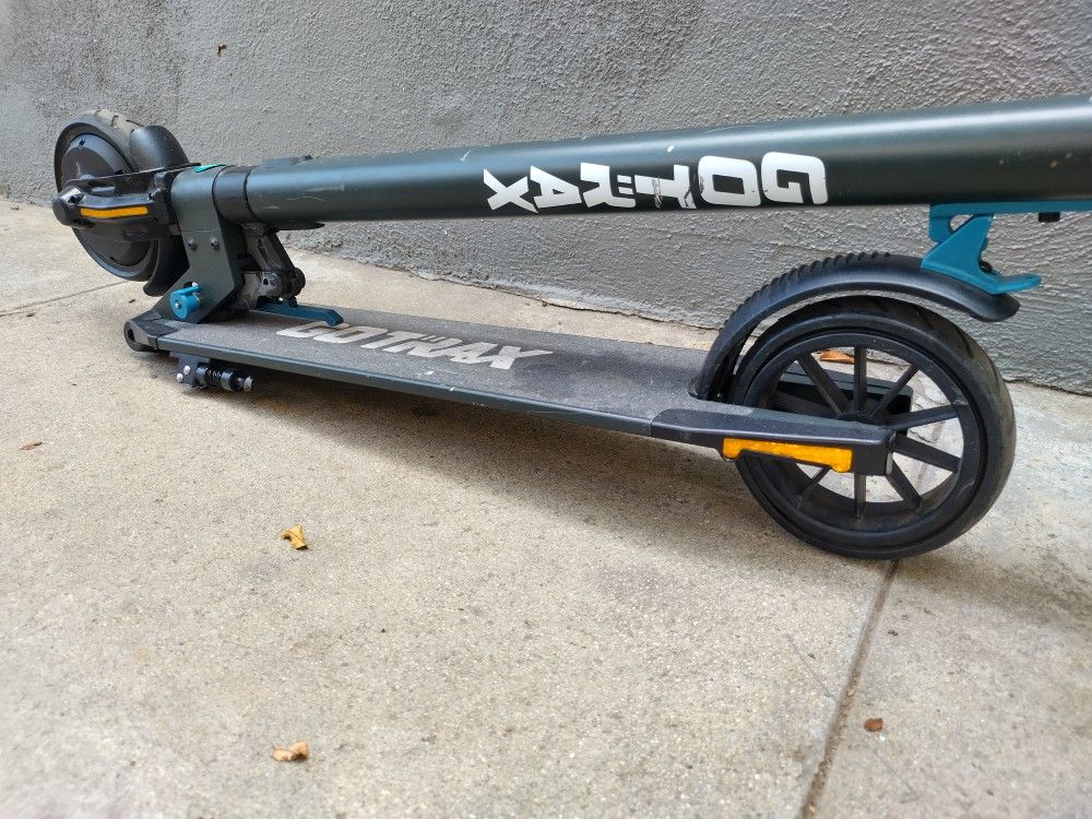 Gotrax City E-SCOOTER - $95