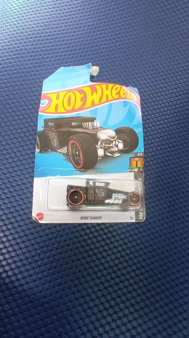 Hot Wheels Game Over Series 4/5 Bone Shaker 117/250, Gray
