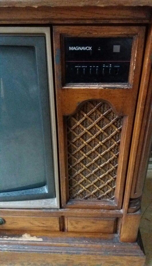 Vintage MAGNAVOX TV Set In For Decoration Or Project for Sale