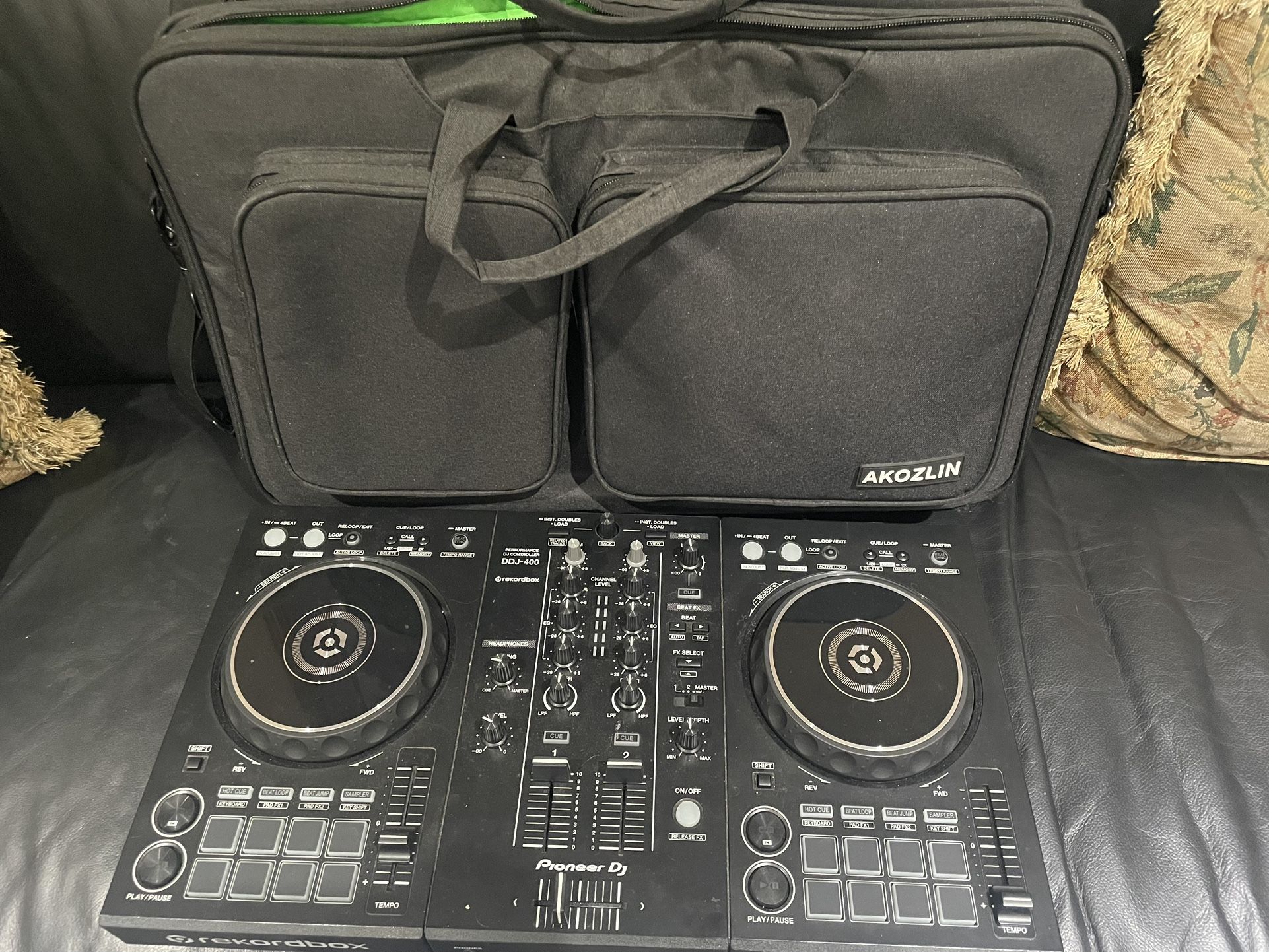 Pioneer DDJ 400 Controller Mixer - Comes With Special Bag